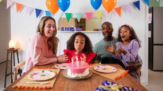 Doneer je speelgoed gratis aan Stichting Jarige Job via PostNL