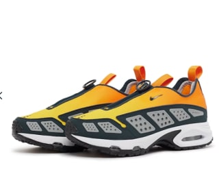 Baskets Femme Nike Wmns Air Max SNDR « Canyon Gold » à 62,99€