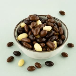 Chocolade jelly beans gemengd (600 gram) voor €5,95 bij De Notenshop