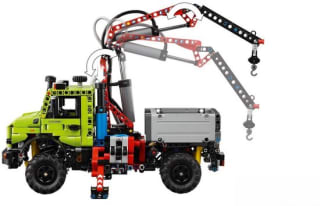 LEGO Technic Mercedes‑Benz Unimog U 5023 met Kraan voor €90,88 bij Bol