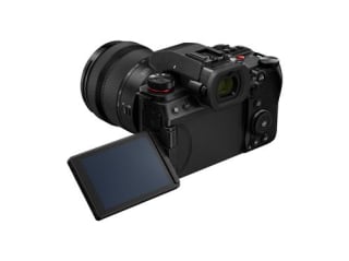 Pack hybride Panasonic Lumix S5 Mark II + S 20-60mm f/3.5-5.6 + S 50mm f/1.8 à 2119€