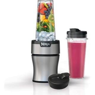 Ninja Fit Licuadora Personal 700W (2 vasos 480 ml) por $990 en Amazon