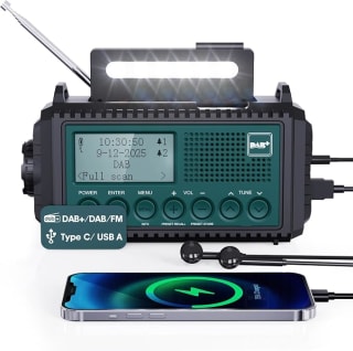 Radio à manivelle DAB+/DAB/FM 5000 mAh pour 35,99€ chez Amazon