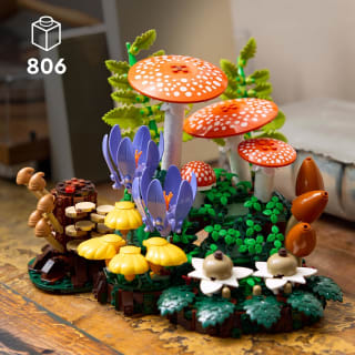 LEGO Botanicals Bospaddenstoelen 11505 voor €46,04 bij Amazon