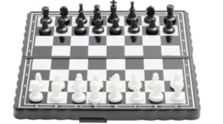 Mini jeu de société de voyage magnétique à 1,25€