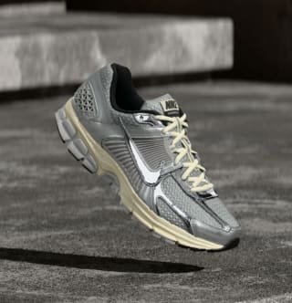 Nike Zoom Vomero 5 Herenschoenen voor €70,36 dmv code bij Zalando