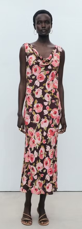 Vestido floral cuello drapeado por 11.99€