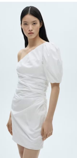 Vestido asimétrico manga abullonada por 12.99€
