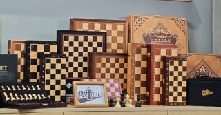 Pressman Classic Backgammon Set £3.65