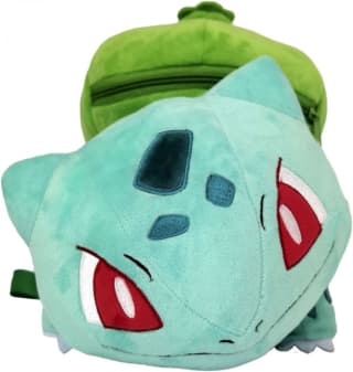 Pokémon Mochila de Peluche pequeña Bulbasaur por $299.50 en Amazon
