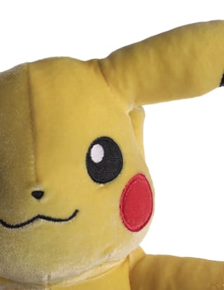 Peluche de Pikachu Jazwares de 25.5 cm por $104.50 en Toys'R'Us