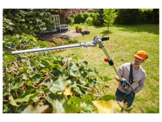 PARKSIDE Elektrische telescopische heggenschaar voor €39,99 bij Lidl