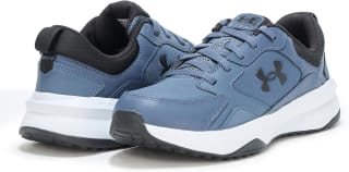 Under Armour Charged Edge - Tenis para Hombre por $806 en Amazon