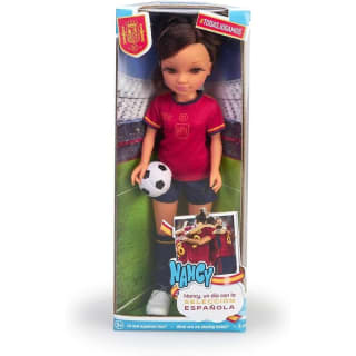 Nancy muñeca Famosa de la Selección Española con balón y uniforme fútbol por 9.99€