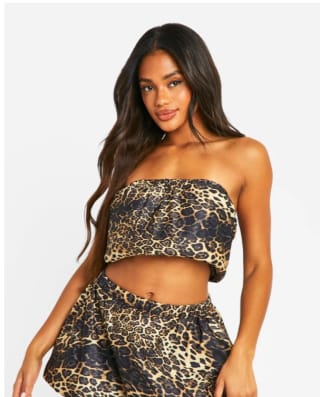 Crop top bustier BOOHOO por solo 0.99€
