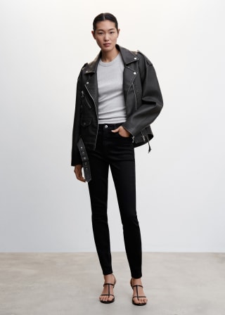 Jeans Mango skinny tiro alto por 1,99€