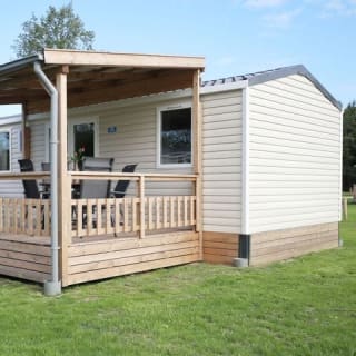 RCN Vakantiepark Zeewolde — chalet de Krooneend voor €265,02 bij BungalowSpecials