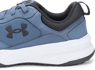 Under Armour Charged Edge - Tenis para Hombre por $806 en Amazon