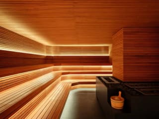 Plongeon dans l'eau froide et sauna à Sant Roch pour 45€ chez Airbnb