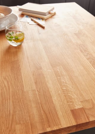 Plan de travail chêne massif GoodHome Hinita à 239,92€