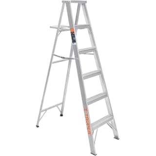 Escalera de Tijera Tipo III Pretul EST-35P por $1,250 en Amazon