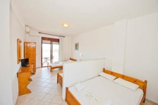 Hotel Medusa (Kriopigi) voor €355,24 p.p. bij Sunweb