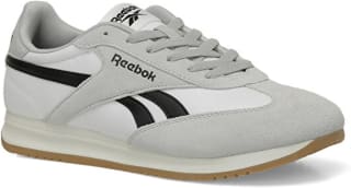 Reebok World 70 sneakers voor €17,45 bij Amazon
