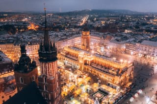 Cracovia: 2 noches (vuelos + hotel 4★) por 154€ en Traventia