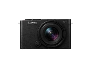 Panasonic Lumix S9 (boîtier + objectif 18-40 mm f/4,5-6,3) à 1.499€
