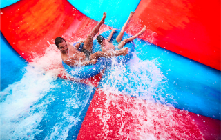 Verblijf in een 4- of 6-persoons accommodatie op Duinrell voor €329 via Tripper