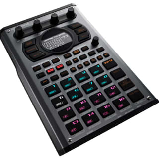 Échantillonneur Roland SP-404MKII - Éditeur créatif à 452€