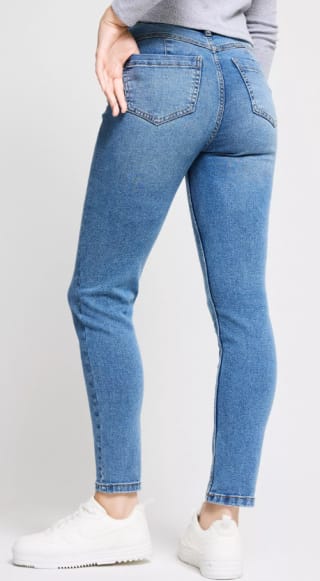 Jeans Opposite Push Up Skinny Mini Roturas por $6.490