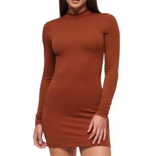 Robe Rouge Femme Superdry Mock pour 7,99€ chez Espace des Marques