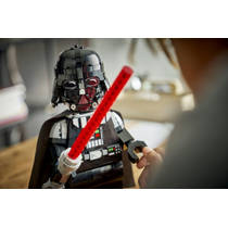 LEGO Star Wars grote minifiguur van Darth Vader 75461 voor €69,99 bij Intertoys