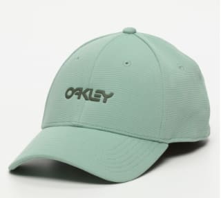 Gorra Oakley 6 Panel Stretch Metallic Hat por 11.99€