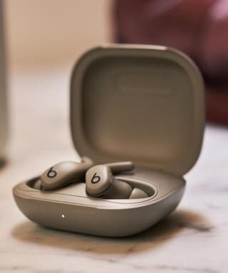 Apple Powerbeats Fit por $2,399 en El Palacio de Hierro