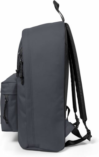 Eastpak OUT OF OFFICE rugzak (27 L) voor €30,99 bij Amazon