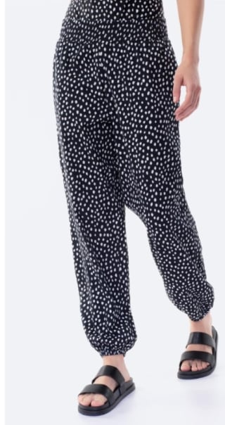 Pantalón harem con cordony de mujer TEX por 5.99€.