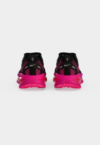 Nike VOMERO 18 Zapatillas running por 67.96€ en Zalando