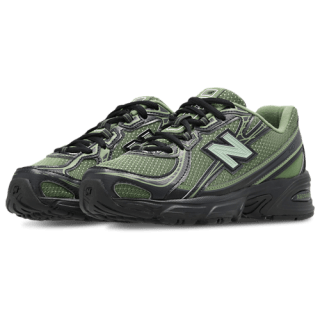 New Balance 740 basisschool schoenen voor €45 bij Foot Locker