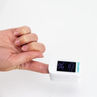 Solmira Oxímetro de Pulso de Dedo Blanco 3x3x6cm por 5.94€