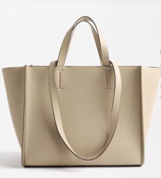 Bolso de compras con cremallera por 12.99€.