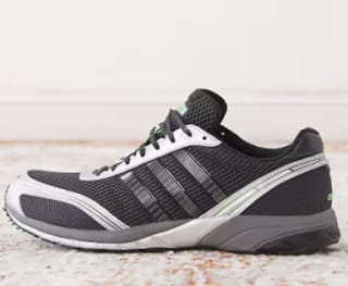 Zapatillas de deporte negras y blancas Adios OG de adidas por 25.84€