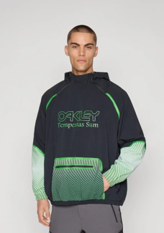 Cortavientos para Hombre Oakley TEMPESTAS SUM por 42.9€