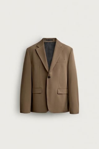 Prendas en oferta en ZARA — desde 15,99€