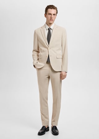 Americana traje París super slim fit por 19,99€ en Mango Outlet