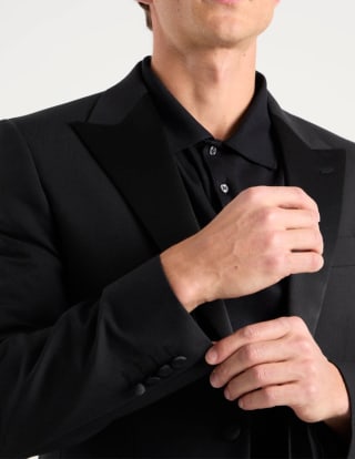 Traje para Hombre Calvin Klein por $2,739 en Liverpool