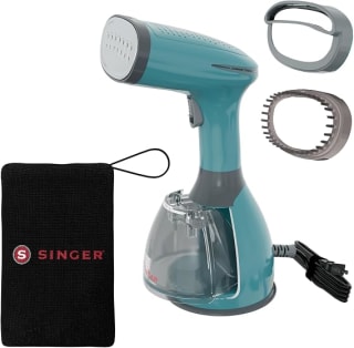 SINGER Vaporizador para Ropa portátil (1,500W, 280 ml) por $599 en Amazon