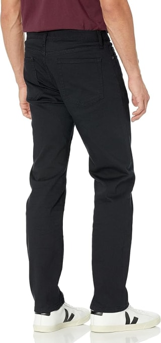 Amazon Essentials Men's Straight-Fit Stretch Jean for £10.94