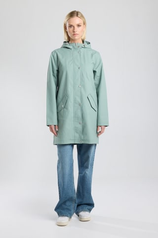 America Today regenjas voor €25